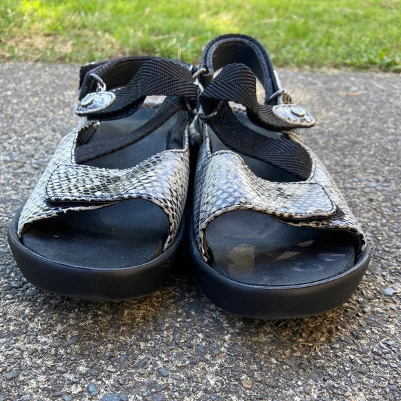 Wolky womens  Jewel Heeled Leather Mary Jane Sandals Sz 37 - Picture 6 of 9